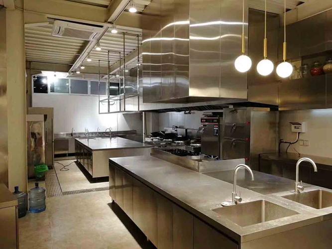 酒店商用廚具-不銹鋼廚房設備-四川寸金廚具廠家